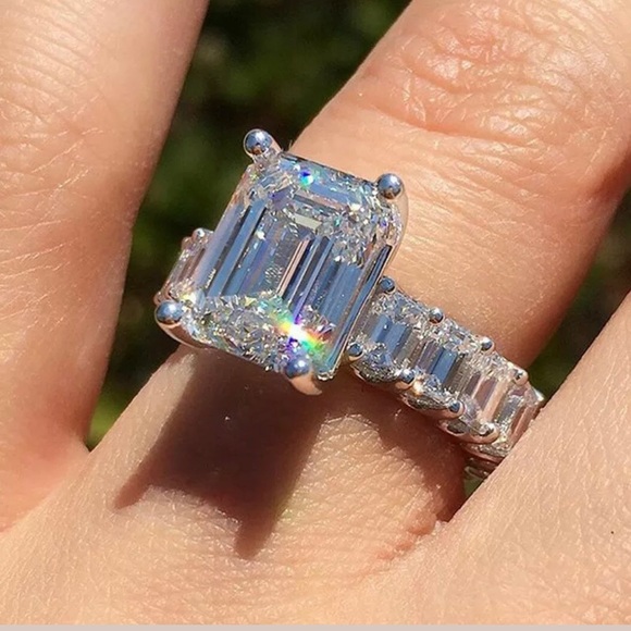 Jewelry - NWT Emerald Cut White Sapphire Ring Sz 6.25